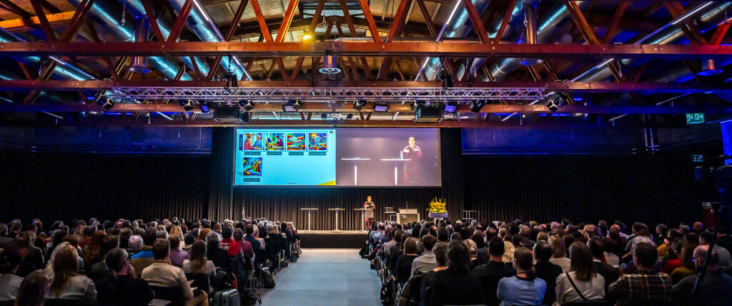 Volle Halle beim OKB-Symposium