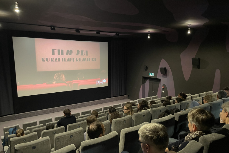 Kinosaal mit Zuschauern