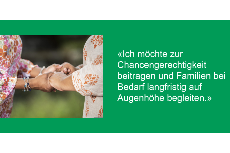 zwei Personen halten sich an den Händen